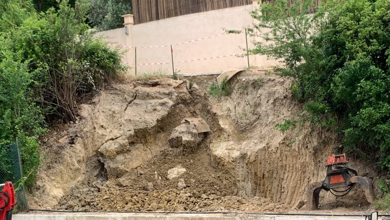 Effondrement de terrain… attention, talus !